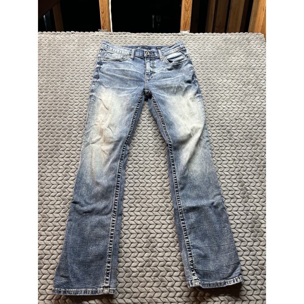BKE Aiden Jeans Mens 32x32 Straight Distressed Stretch Blue Denim Buckle